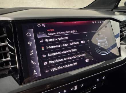 Audi - Q4 e-tron