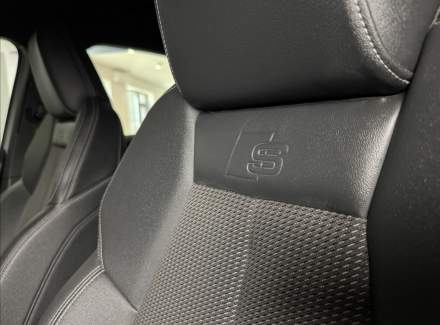 Audi - Q4 e-tron
