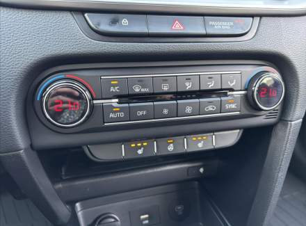 Kia - Cee'd