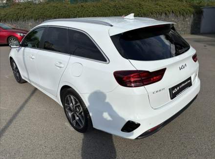 Kia - Cee'd
