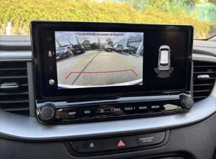 Kia - Cee'd