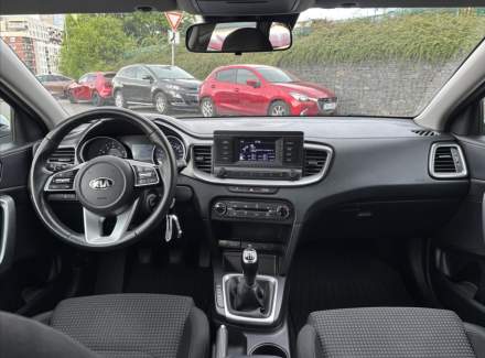 Kia - Cee'd