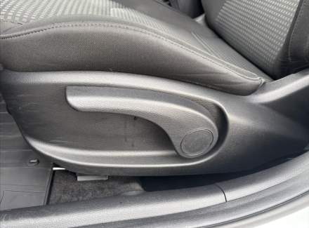 Kia - Cee'd
