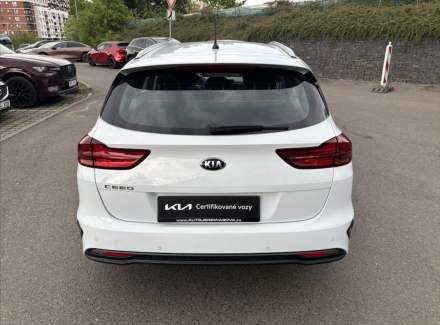 Kia - Cee'd