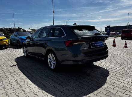 Škoda - Octavia