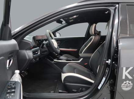 Kia - K4