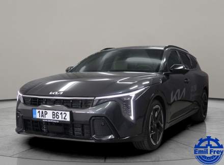 Kia - K4