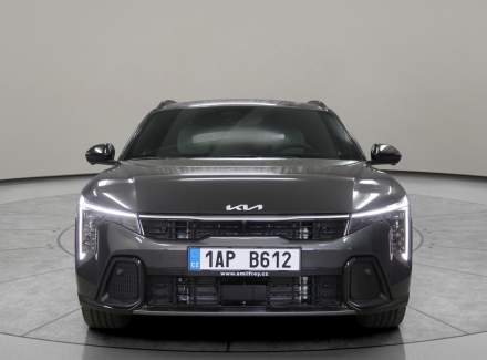 Kia - K4