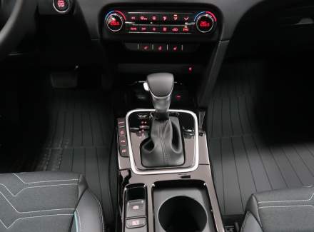 Kia - XCeed