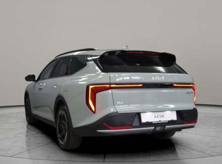 Kia - K4