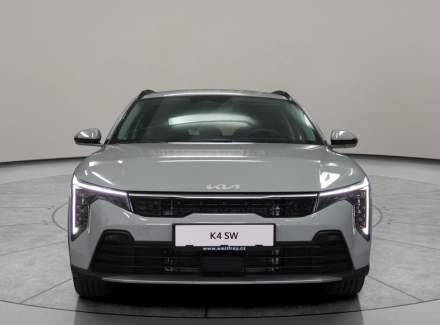 Kia - K4