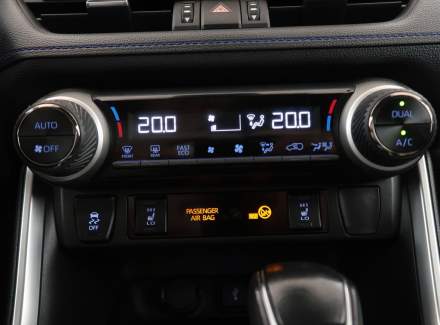 Toyota - RAV 4