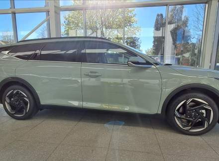 Kia - Avella