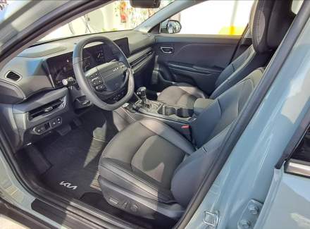 Kia - Avella
