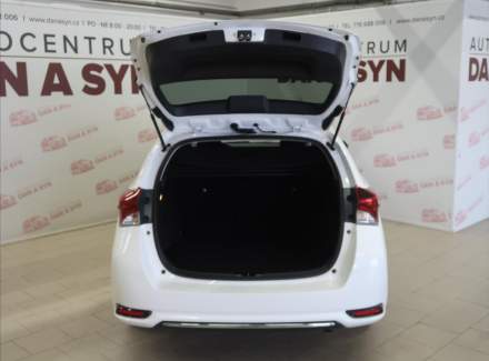 Toyota - Auris