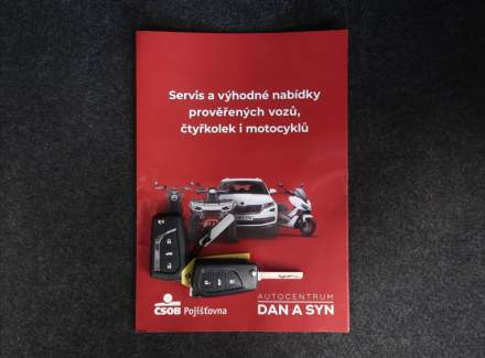 Toyota - Auris