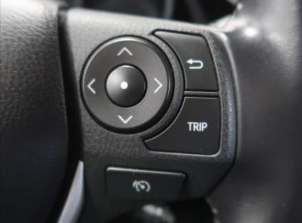 Toyota - Auris