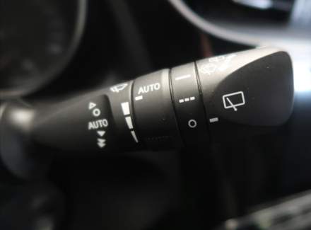 Toyota - Auris
