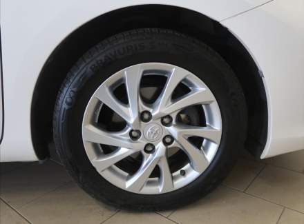 Toyota - Auris