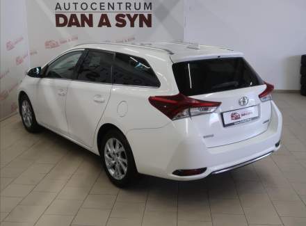 Toyota - Auris