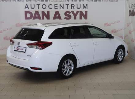 Toyota - Auris