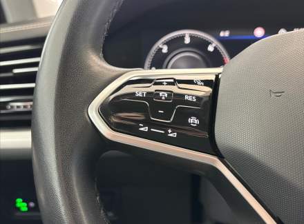 Volkswagen - Touareg