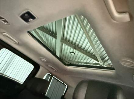 Hyundai - Staria