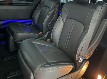 Hyundai - Staria