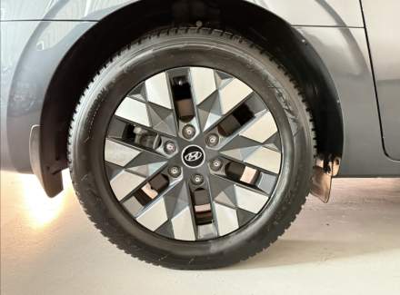 Hyundai - Staria