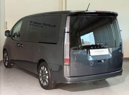 Hyundai - Staria