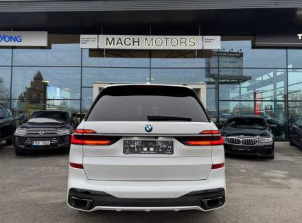 BMW - X7