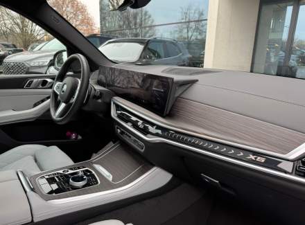 BMW - X5