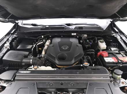 Nissan - Navara