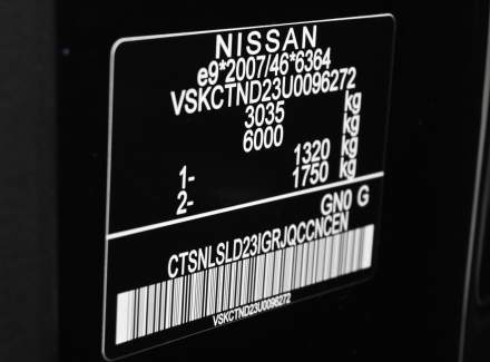 Nissan - Navara