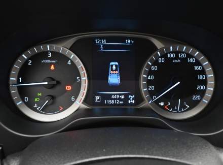 Nissan - Navara