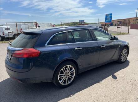 Opel - Insignia