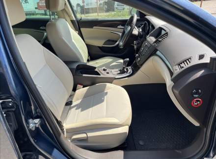 Opel - Insignia