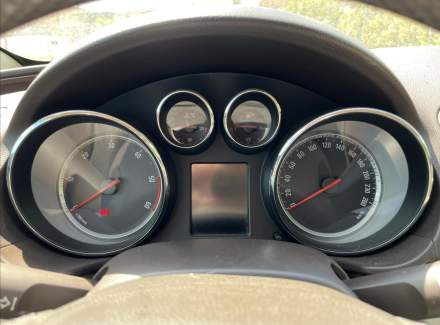 Opel - Insignia
