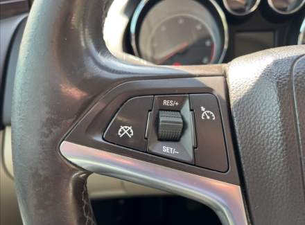Opel - Insignia