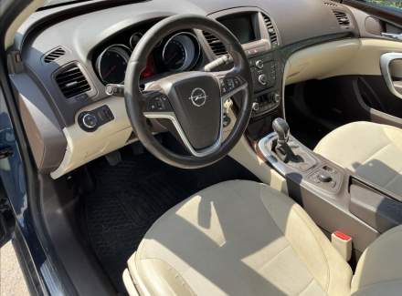 Opel - Insignia