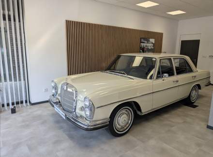 Mercedes-Benz - S-class