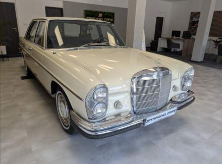 Mercedes-Benz - S-class