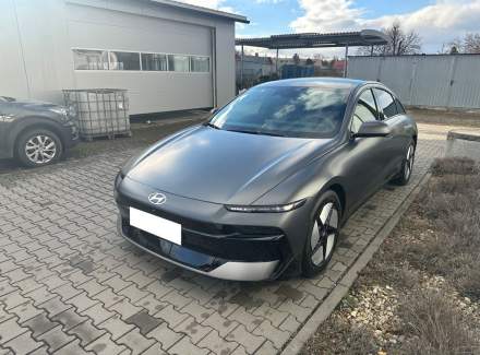 Hyundai - IONIQ 5