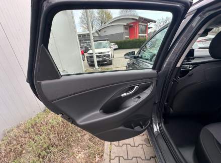 Hyundai - i30