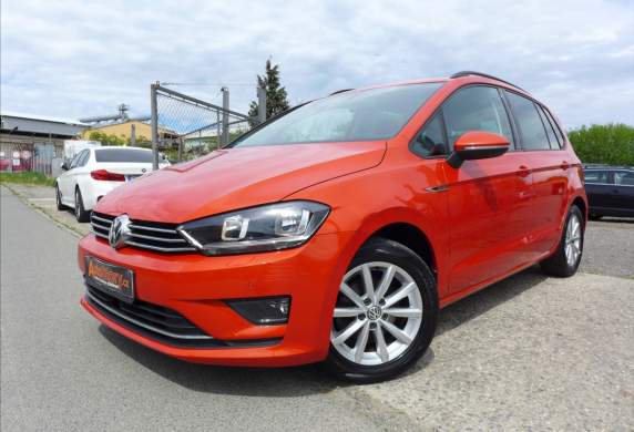 Volkswagen - Golf