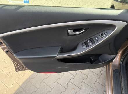 Hyundai - i30