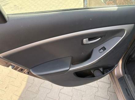 Hyundai - i30