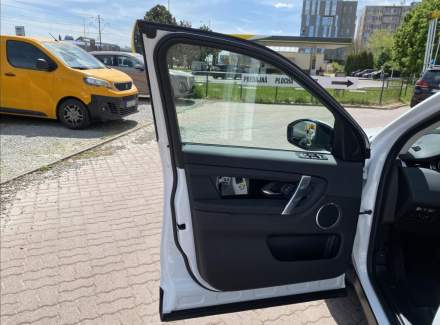 Land Rover - Discovery Sport