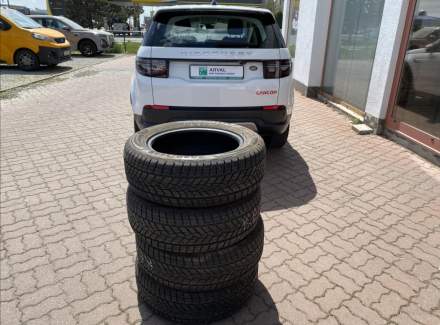 Land Rover - Discovery Sport