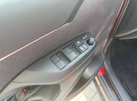 Toyota - Yaris Cross